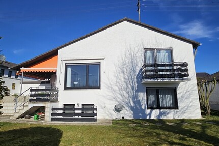 Einfamilien-Split-Level-Haus in Stieldorf mit Einbauküche