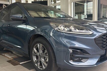 Ford Kuga 34.300 km 24.950 € Hamburg 22761
