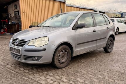 VW Polo 240.100 km 900 &euro; Freiburg 79108