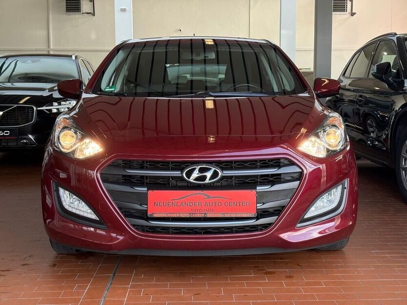 i30