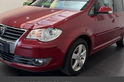 VW Touran 215.582 km 3.750 &euro; Neumünster 24536