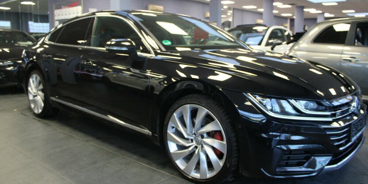 VW Arteon 2.0 TSI 4-Motion DSG R-Line 105.307 km 25.980 &euro; Euskirchen 53881