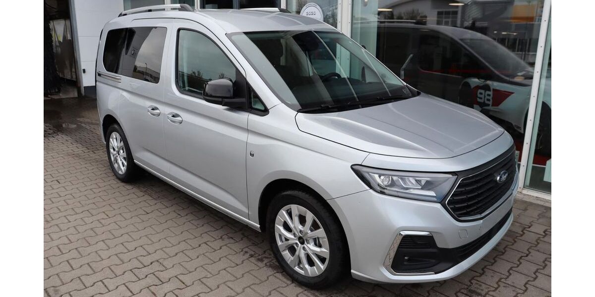 Ford Tourneo Connect 9.500 km 36.780 &euro; Cham 93413