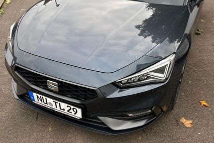 Seat Leon 65.050 km 19.800 € Ludwigsfeld 89231