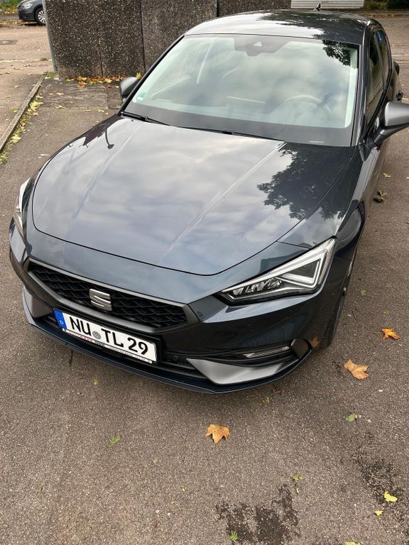Seat Leon 65.050 km 19.800 € Ludwigsfeld 89231