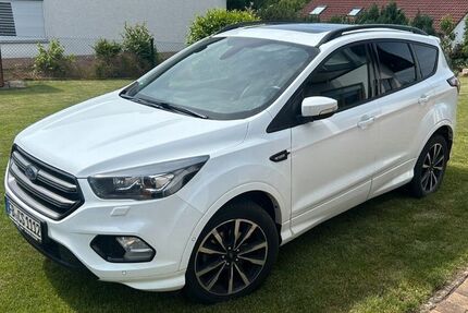 Ford Kuga 50.250 km 18.200 &euro; Glauburg 63695
