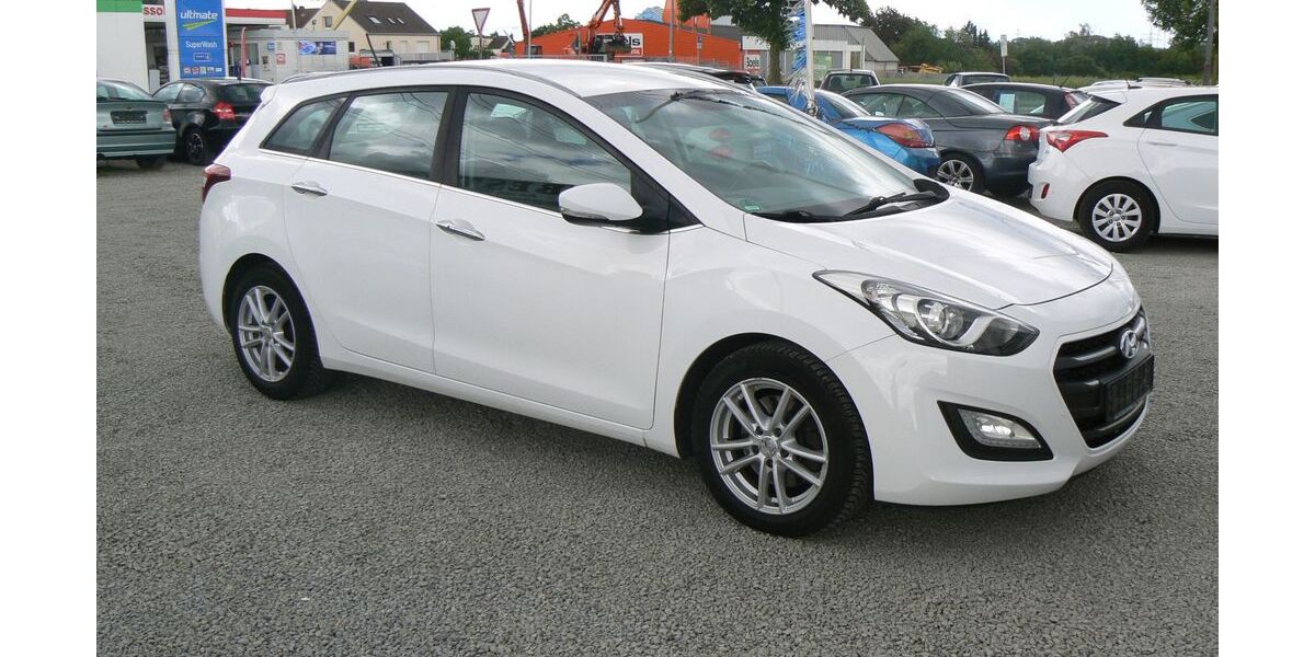 Hyundai i30 246.000 km 5.690 &euro; Schweinfurt 97424