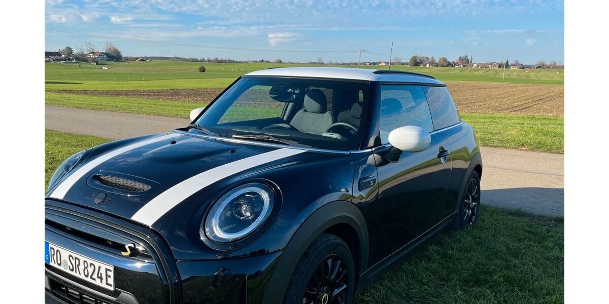 Mini Cooper SE 30.000 km 18.499 &euro; Eggstaett 83125