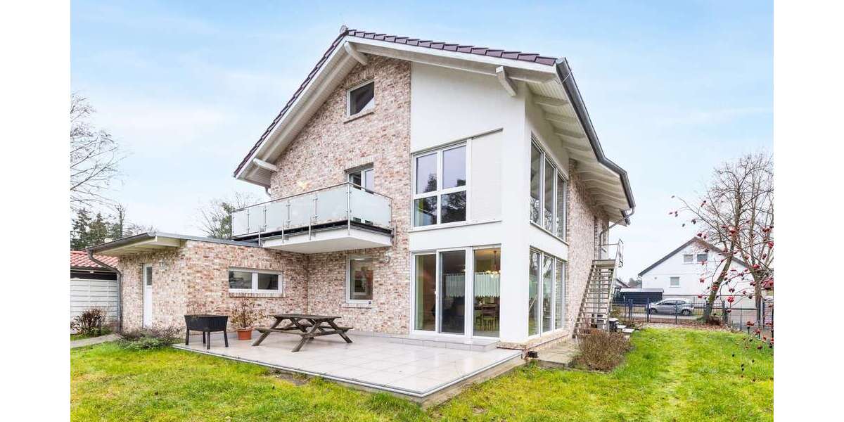 Haus zum Kaufen in Eggersdorf 850.000 € 229.08 m² 7 zimmer
