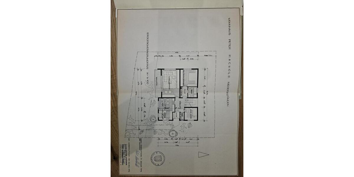 Einfamilienhaus mit Garage, Keller, Terrasse und Garten 6 zimmer