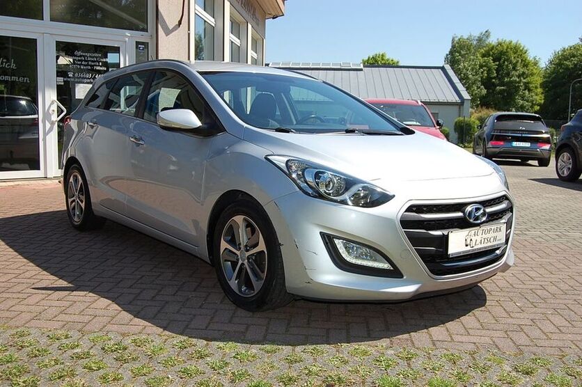 i30