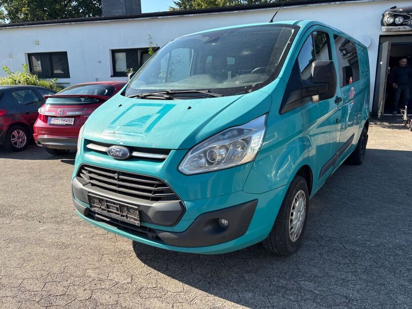 Ford Transit Custom 328.201 km 7.990 € Neumünster 24539