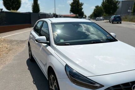 Hyundai i30 99.000 km 14.500 &euro; Otzberg 64853