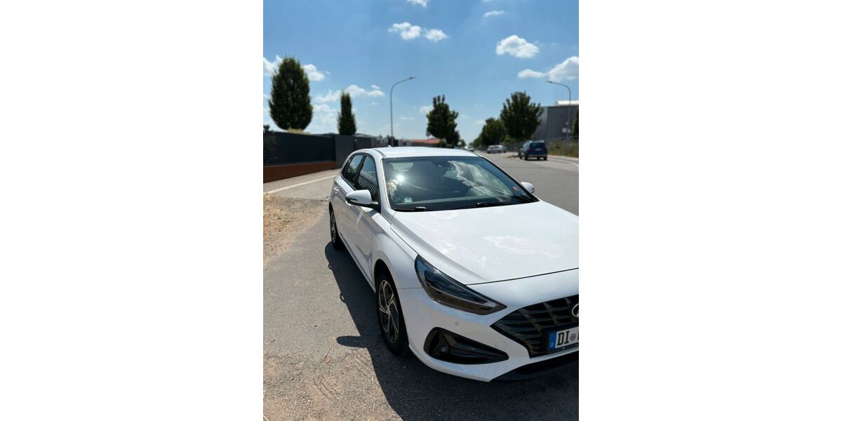 Hyundai i30 99.000 km 14.500 &euro; Otzberg 64853