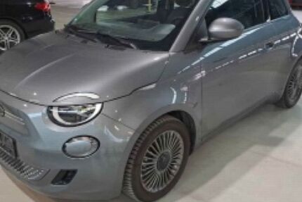 Fiat 500e 41.000 km 16.790 &euro; Helmstedt 38350