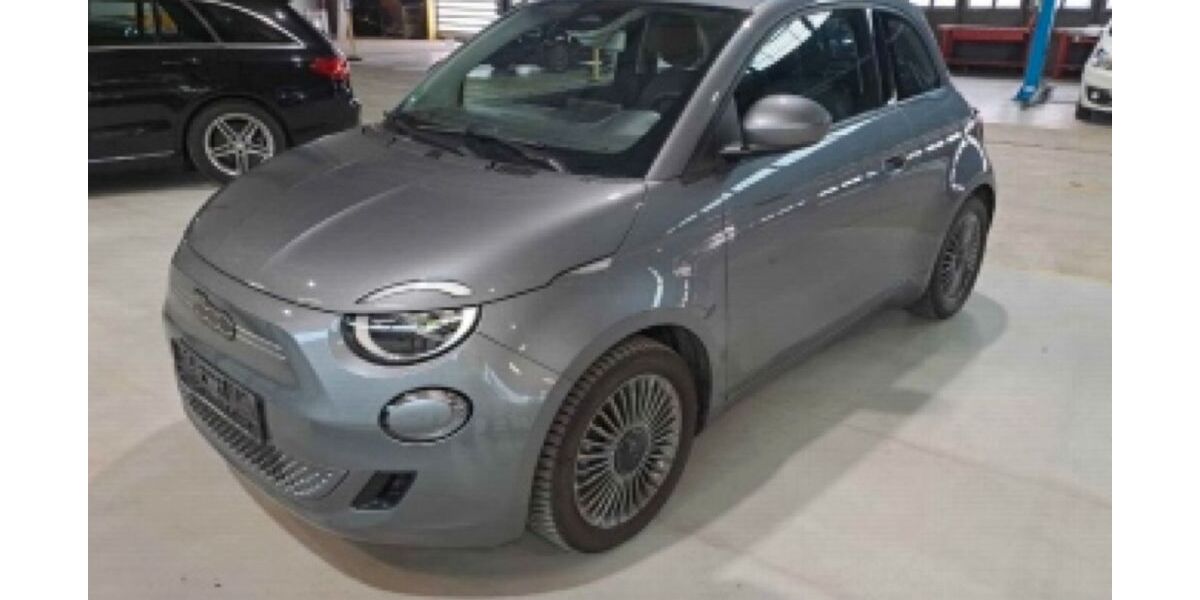 Fiat 500e 41.000 km 16.790 &euro; Helmstedt 38350