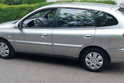 Kia Rio 70.000 km 2.700 &euro; Allensbach 78476