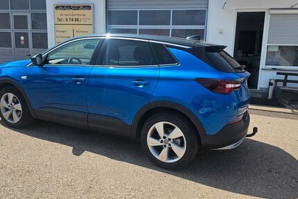 Opel Grandland (X) 95.196 km 11.250 &euro; Irndorf 78597