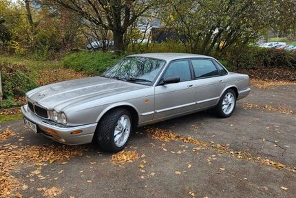 Jaguar XJ8 140.000 km 6.250 € Bad Überkingen 73337