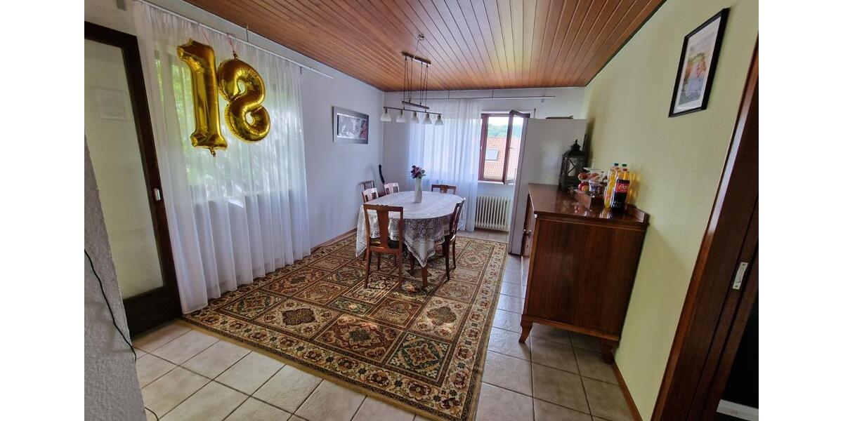 Mehrfamilienhaus, Wohnhaus Annweiler am Trifels - 9 Zimmer, 198 m&sup2;, 429.000&euro; | Angebot:25589332