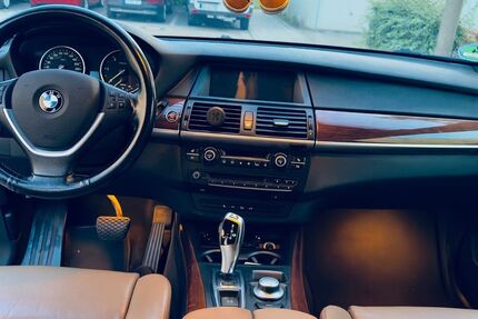 BMW X5 160.000 km 9.799 &euro; Regensburg 93057