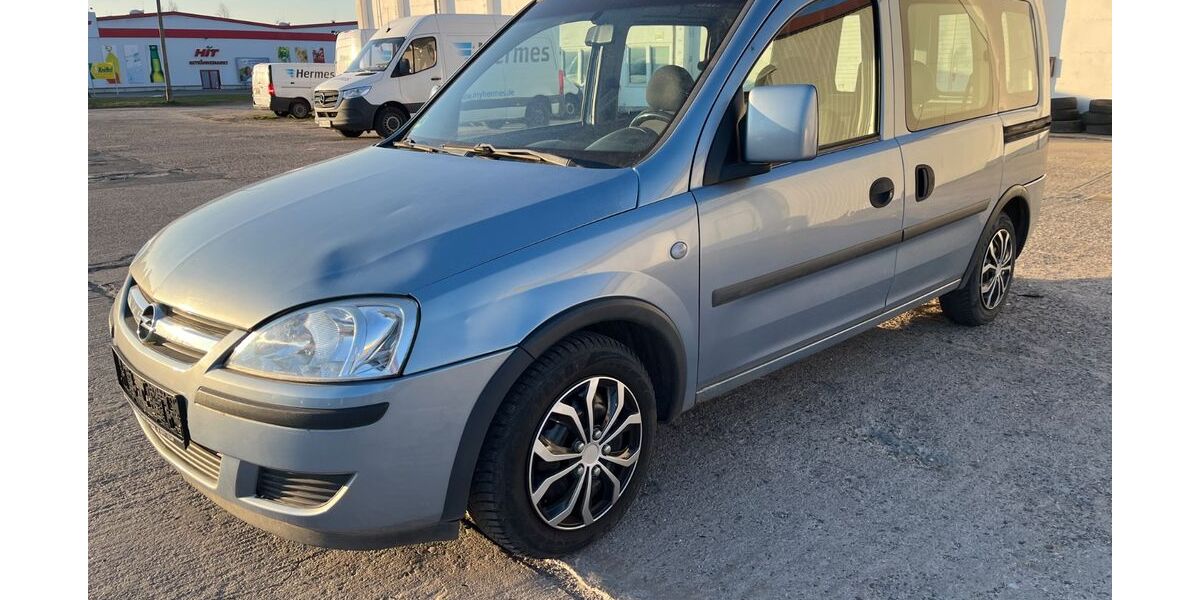Opel Combo 290.000 km 2.999 &euro; Schwerin 19061