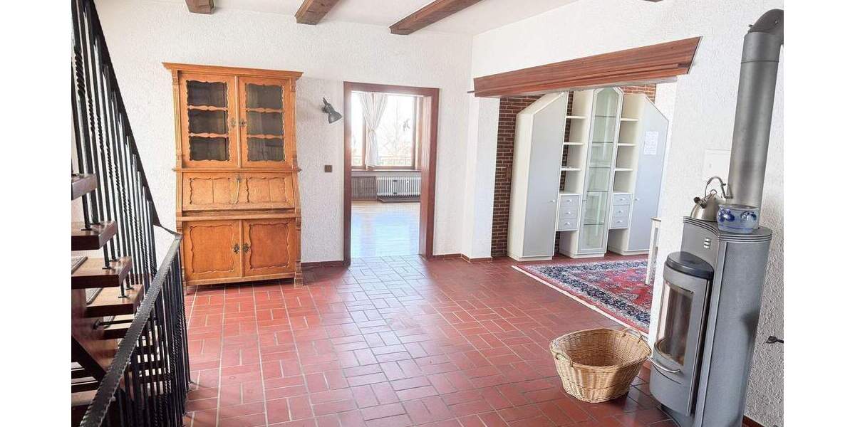 Mehrfamilienhaus, Wohnhaus Kaufungen Oberkaufungen - 8 Zimmer, 248 m&sup2;, 595.000&euro; | Angebot:26016031