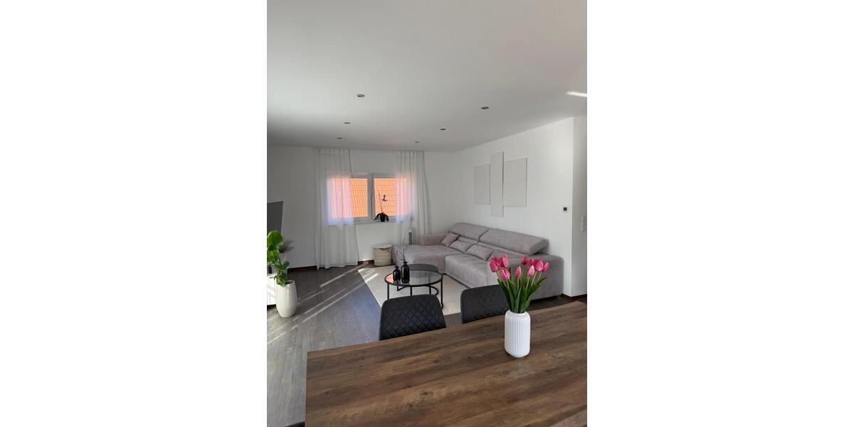 Etagenwohnung Rhauderfehn - 3 Zimmer, 84 m&sup2;, 600&euro; | Angebot:26429409