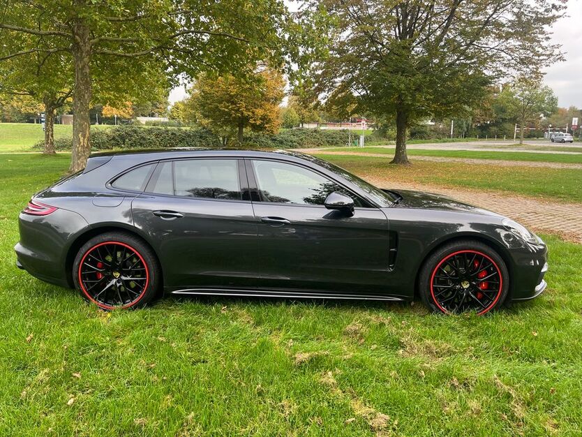 Porsche Panamera 138.000 km 58.500 € Düsseldorf 40547