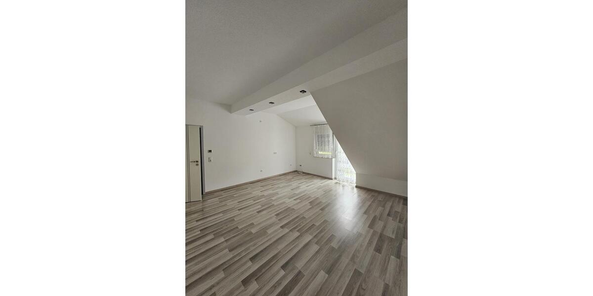 Doppelhaushälfte Hagen Hagen-Mitte - 4.5 Zimmer, 143 m&sup2;, 1.400&euro; | Angebot:22418849