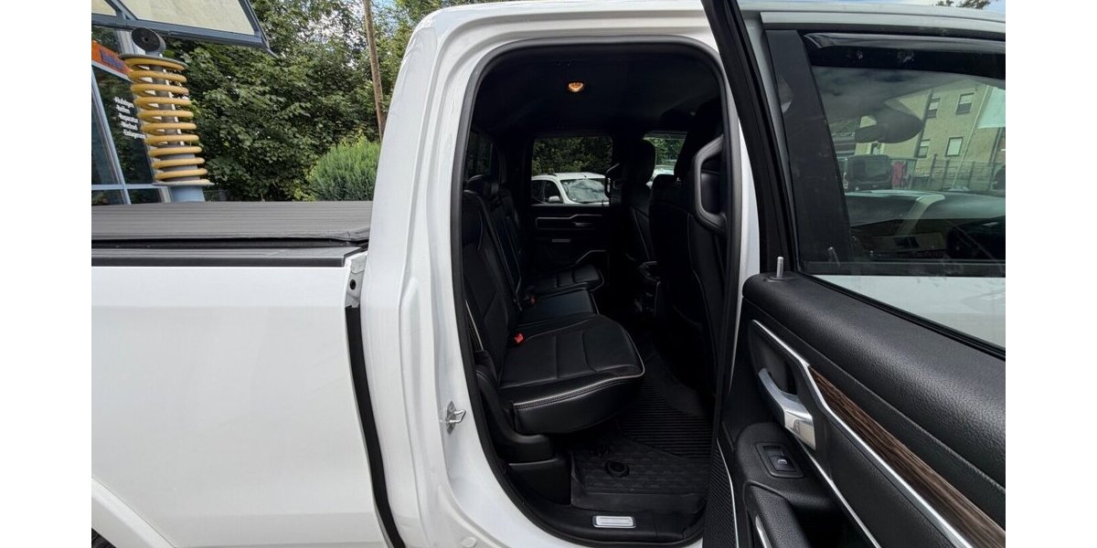 Dodge RAM 1500 5,7 HEMI LARAMIE 113.000 km 32.499 &euro; Rudolstadt 07407