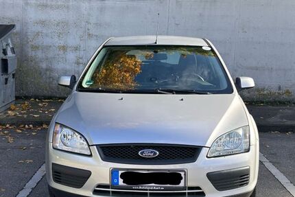 Ford Focus 195.000 km 1.799 € Augsburg 86161