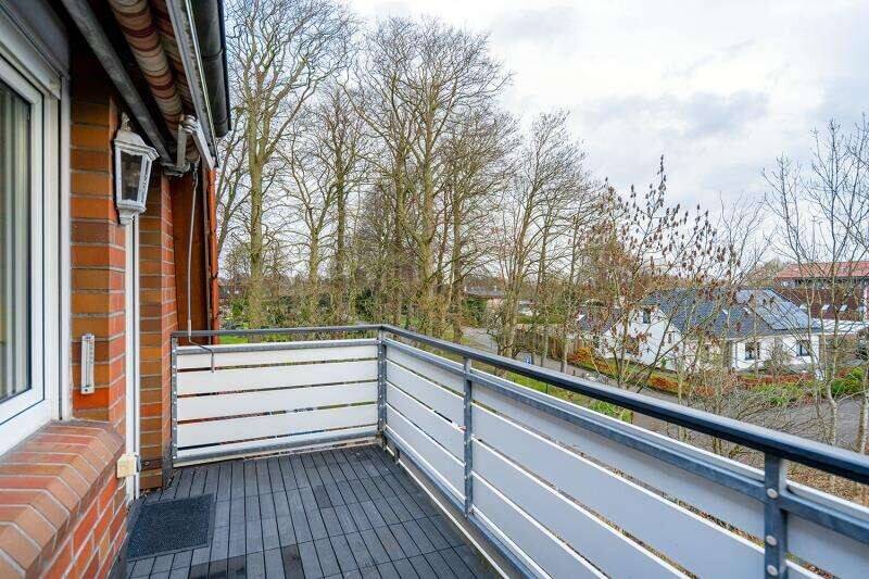 Etagenwohnung Esens - 2 Zimmer, 48 m&sup2;, 149.000&euro; | Angebot:25727803