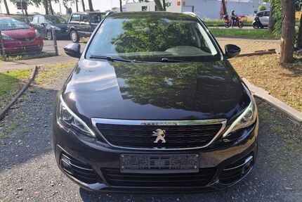 Peugeot 308 140.000 km 7.500 € Köln 51107