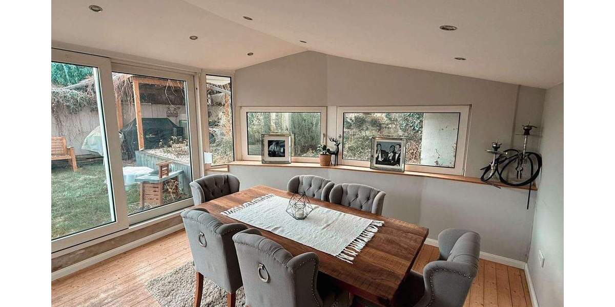 Modernisiertes Einfamilienhaus mit Garten & Pool in Koblenz-Lay 5 zimmer