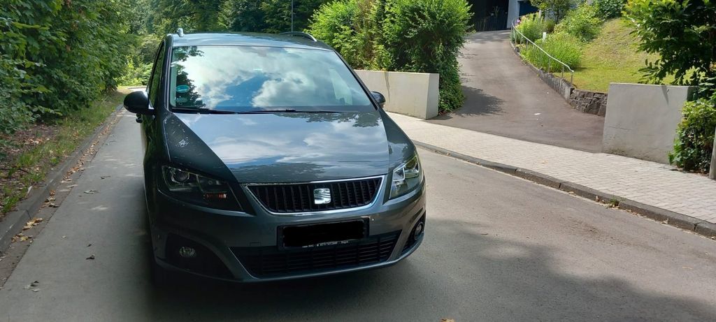 Seat Alhambra 262.000 km 7.990 &euro; Siegen 57072