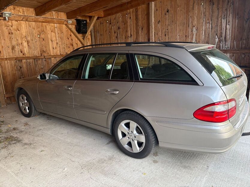 Mercedes-Benz E 220 330.000 km 7.400 € Meinersen 38536