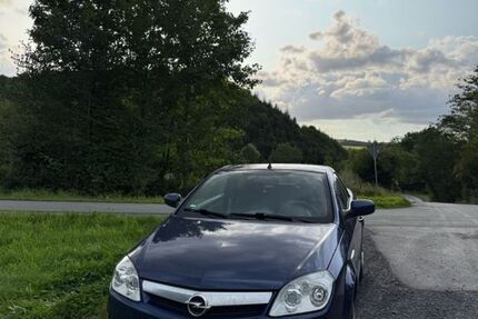 Opel Tigra 130.000 km 2.500 € Eslohe 59889