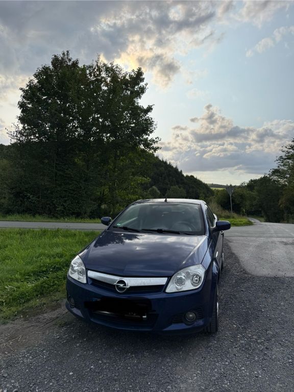 Opel Tigra 130.000 km 2.500 € Eslohe 59889