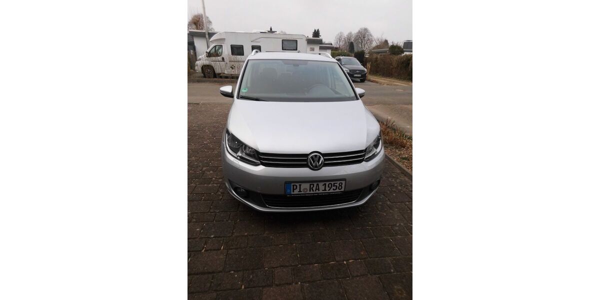 VW Touran 196.000 km 9.100 &euro; Quickborn 25451