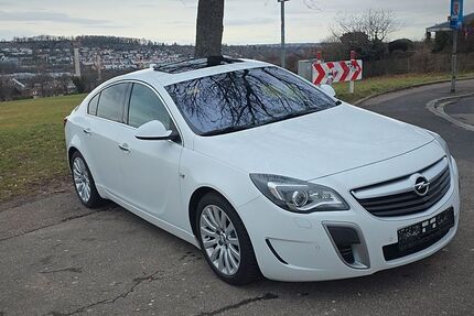 Opel Insignia 136.000 km 14.499 &euro; Pforzheim 75177