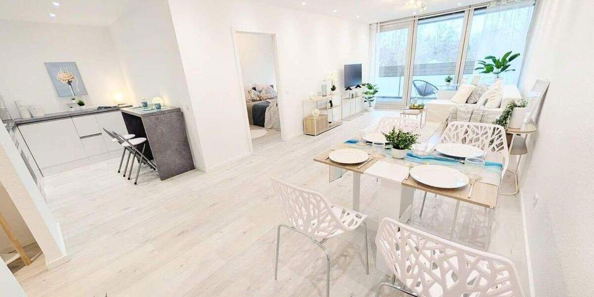 EXKLUSIVER WOHNTRAUM - Erstbezug nach Komplettsanierung - 2-ZKB mit Süd-Balkon, Stellplatz 2 zimmer