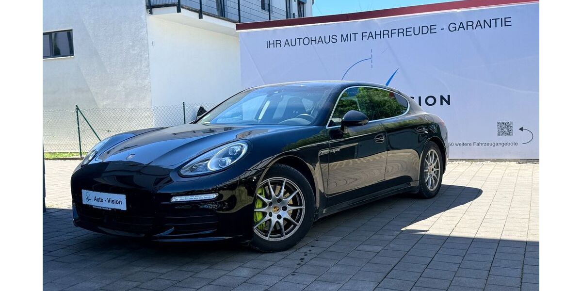 Porsche Panamera 111.000 km 29.900 &euro; München 81825