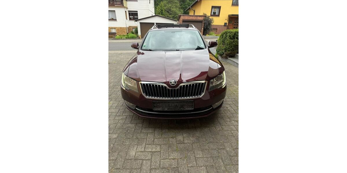 Skoda Superb 228.186 km 9.000 &euro; Grebenau 36323