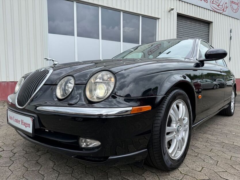 Jaguar S-Type 237.272 km 7.980 € Hagen 58135