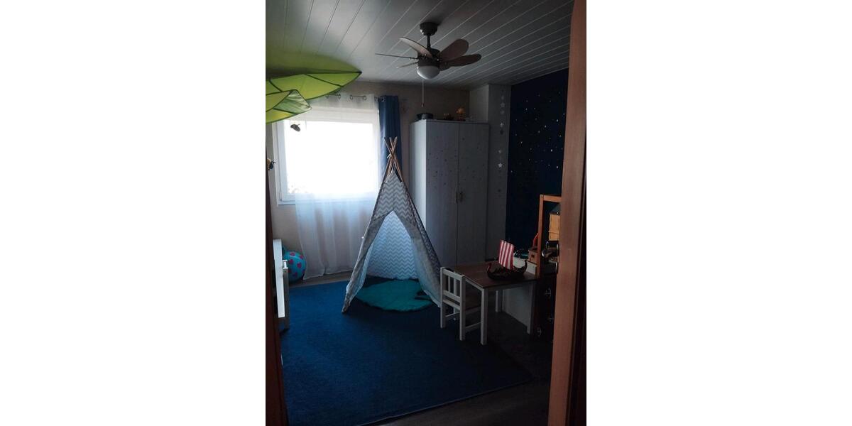 Etagenwohnung Neuler - 4 Zimmer, 120 m&sup2;, 950&euro; | Angebot:26463469