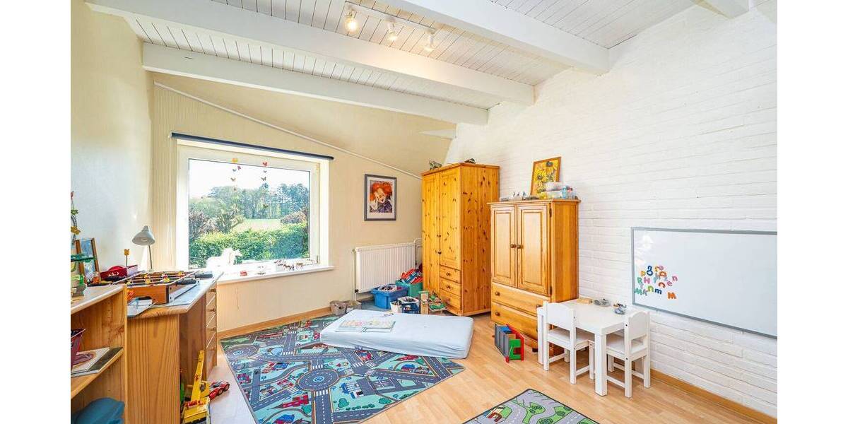 Mehrfamilienhaus, Wohnhaus Bad Bederkesa Bad Bederkesa - 7 Zimmer, 198 m&sup2;, 428.000&euro; | Angebot:26319487