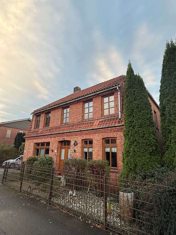 Haus zum Mieten in Apensen 2.200 € 171 m² 7 zimmer