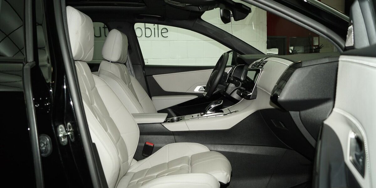 DS Automobiles DS7 Crossback 130 Blue Hdi EAT Opera DS IRIS 39.100 km 31.330 € Lich 35423