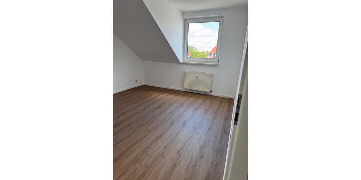 Maisonettenwohnung Magdeburg Brückfeld - 5 Zimmer, 139 m&sup2;, 1.390&euro; | Angebot:27593506